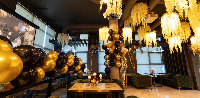 Opinii despre Living Room Hookah Lounge în Burnaby - Hospitality and gastronomy