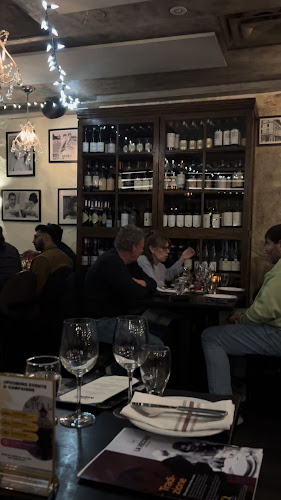 La Vecchia Restaurant Uptown - Hospitality and gastronomy