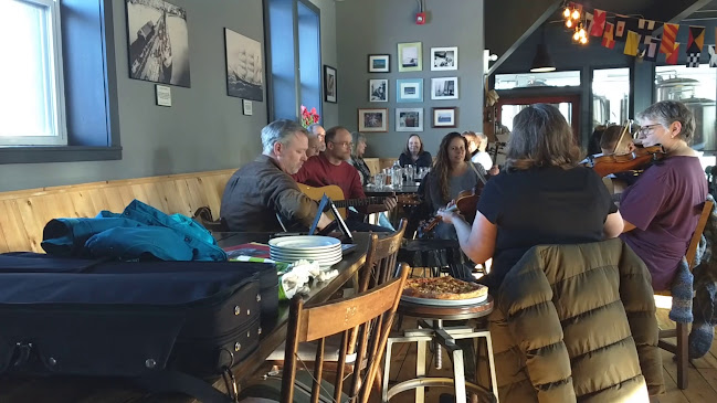 Opinii despre Evermoore: Island Dining & Brewing în Summerside - Hospitality and gastronomy