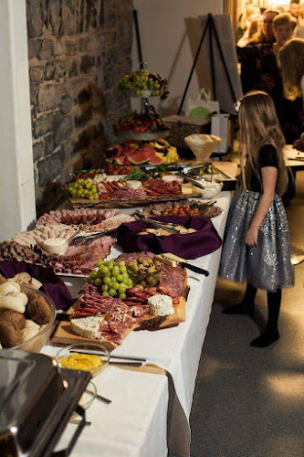 760 Collins Bay Rd, Kingston, ON K7M 6C4