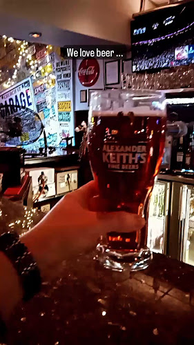 Opinii despre Church St. Garage Bar în Toronto - Hospitality and gastronomy