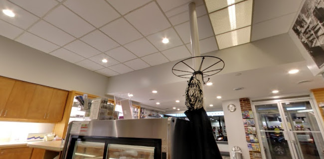 718 Fort St, Victoria, BC V8W 1H2