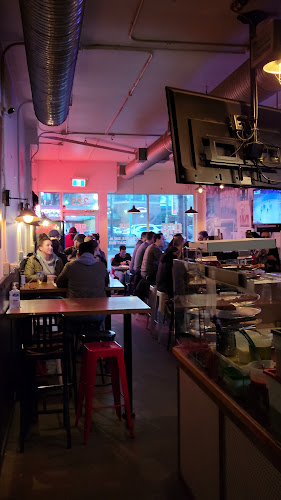 Opinii despre AJ's Brooklyn Pizza Joint în Vancouver - Hospitality and gastronomy