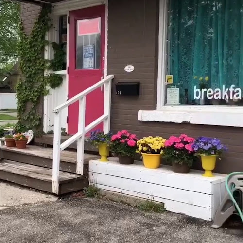 474 Pall Mall St, London, ON N5Y 2Z3