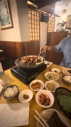 628 Bloor St W, Toronto, ON M6G 1K7