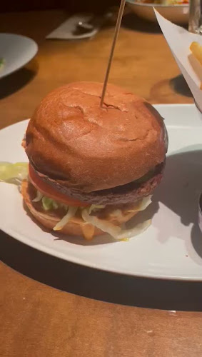 Comentarii opinii despre JOEY Yorkdale