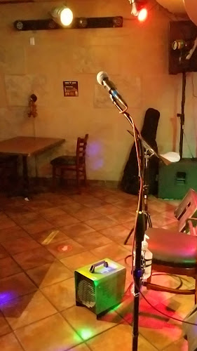 Comentarii opinii despre Robes Bar & Lounge