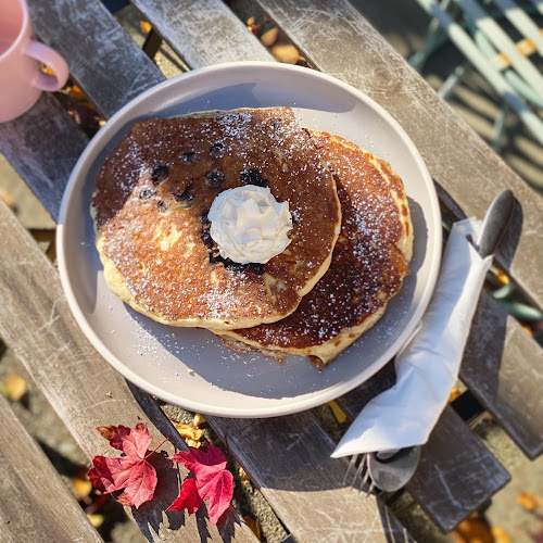 Opinii despre Jonathan's Restaurant în Victoria - Hospitality and gastronomy