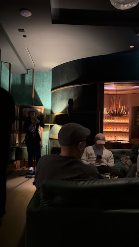 Cask Whisky Vault - Hospitality and gastronomy