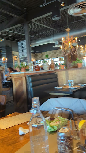 Scaddabush Italian Kitchen & Bar - Burlington