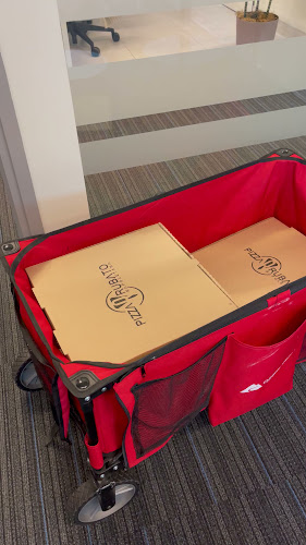 Pizza Rubato Napoletana - Hospitality and gastronomy