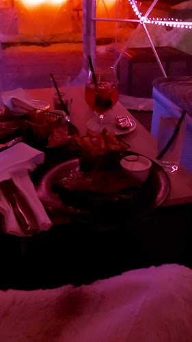 220 Bloor St W, Toronto, ON M5S 3B7