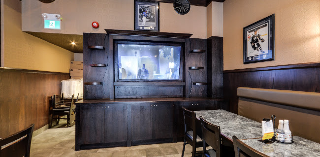 Portly Piper Pub Ajax - Ajax