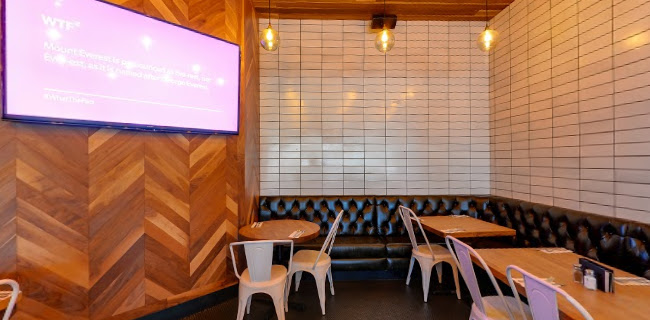 Central Social Hall - Hospitality and gastronomy