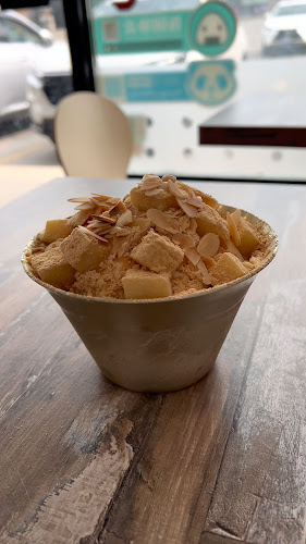 Opinii despre Snowday Bingsu Cafe în Thornhill - Hospitality and gastronomy