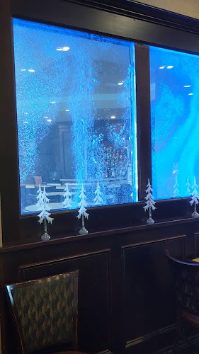 Opinii despre Myra's Bar & Grill în Brantford - Hospitality and gastronomy