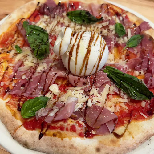 5785 Victoria Ave, Niagara Falls, ON L2G 3L6