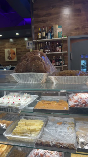 Opinii despre Simply Indian Sweets & Restaurant în Brampton - Hospitality and gastronomy