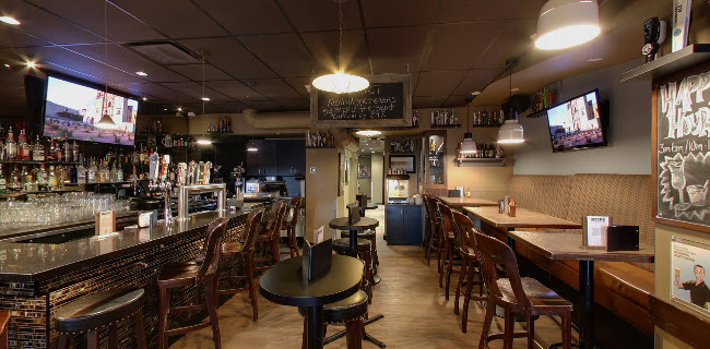 48 8th St, New Westminster, BC V3M 3N8