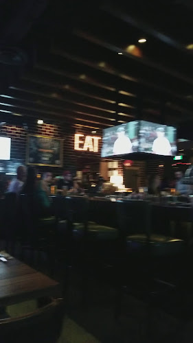 Comentarii opinii despre Browns Socialhouse Fort St. John