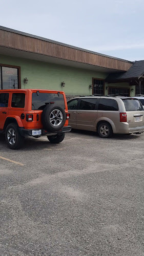 Pier Seventeen Hotel & The Pier Sports Bar