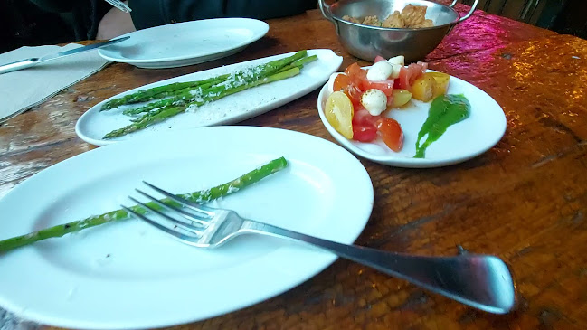 Opinii despre micro bar & bites în Kelowna - Hospitality and gastronomy