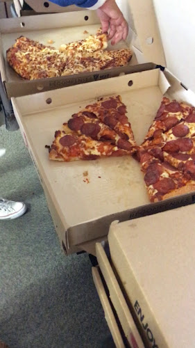 Opinii despre Pizza Hut în Cloverdale - Hospitality and gastronomy