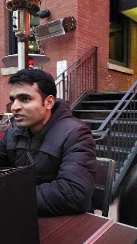 144 Front St W, Toronto, ON M5J 2L7