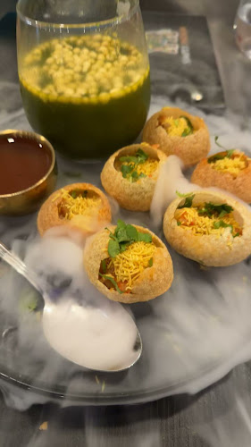 Opinii despre Simply Indian Sweets & Restaurant în Brampton - Hospitality and gastronomy