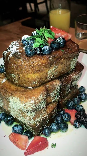 Opinii despre Smash Kitchen and Bar în Markham - Hospitality and gastronomy