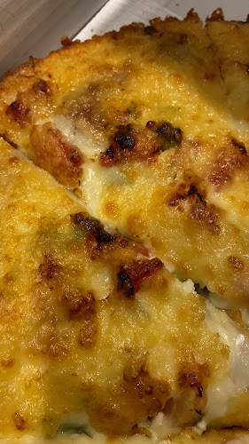 Opinii despre Nikos Pizza în Calgary - Hospitality and gastronomy