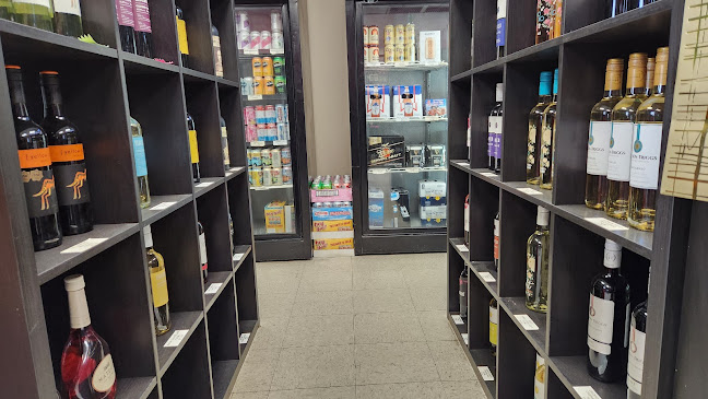 Neighbours Liquor - Lethbridge