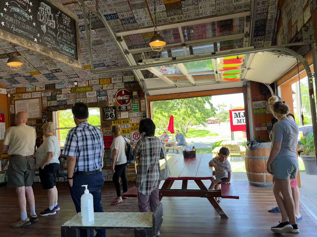 Opinii despre MJ's Own Munchies în St. Catharines - Hospitality and gastronomy