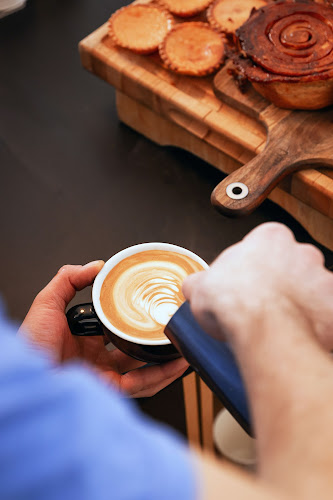 Opinii despre Barren Ground Coffee în Yellowknife - Hospitality and gastronomy