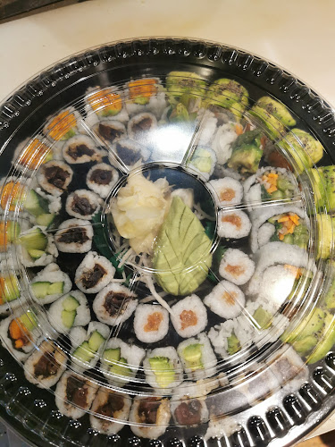 Opinii despre Isshin Sushi Bar & Asian Dining în Penticton - Hospitality and gastronomy