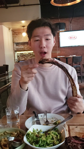 Opinii despre Briggs Kitchen + Bar în Calgary - Hospitality and gastronomy