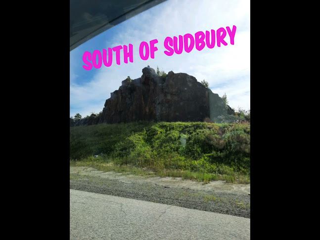 Pier Seventeen Hotel & The Pier Sports Bar - Blind River