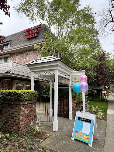 425 Quebec St, Victoria, BC V8V 1W7