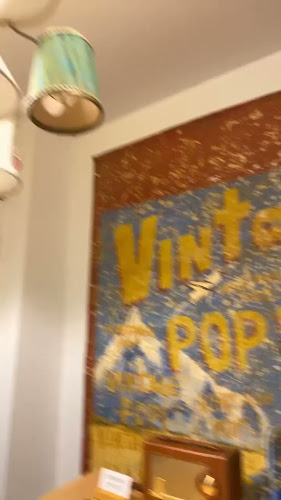 50 Queens St, Port Moody, BC V3H 2N4