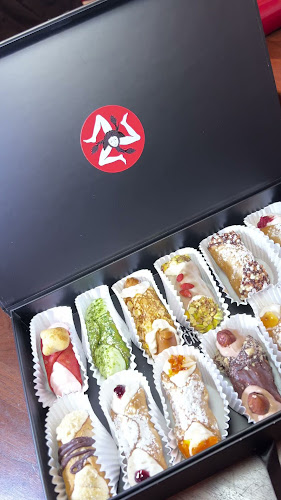 Cannoli Crunch - Toronto