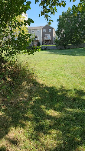 1010 Gainsborough Rd, London, ON N6H 5L4