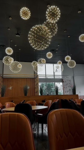 Meet Cuisine 川粤东西 - Kingston