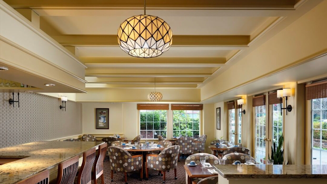 Jonathan's Restaurant - Hospitality and gastronomy