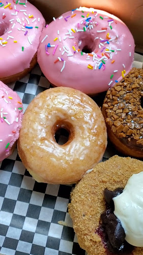 Daddy O Doughnuts & British Baked Goods - Mississauga