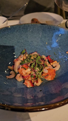 Fanny Bay Oyster Bar & Shellfish Market - Hospitality and gastronomy