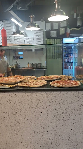 2082 Commercial Dr, Vancouver, BC V5N 4B2