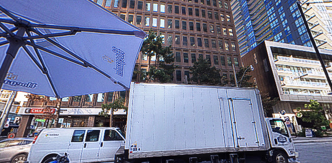 2315 Yonge St, Toronto, ON M4P 2C6