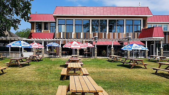 485 Harbour Rd, Sarnia, ON N7T 5R8