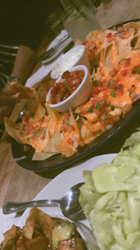 Opinii despre Moxies Scarborough Restaurant în Toronto - Hospitality and gastronomy