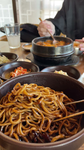 Lee House Korean Restaurant - Edmonton